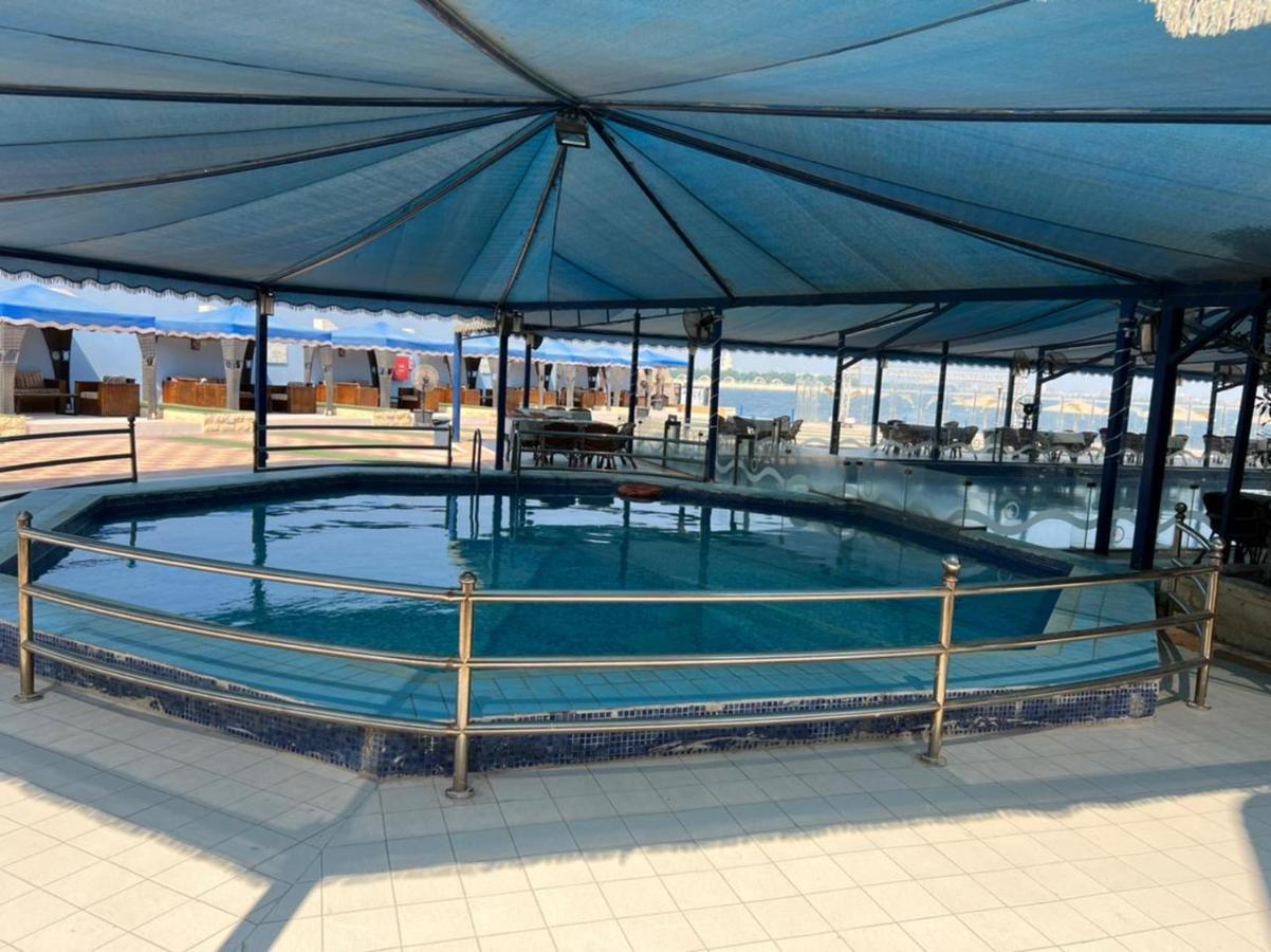 منتجع وشاليهات مورجان الشرق - للعائلات فقط - Dammam Luaran gambar
