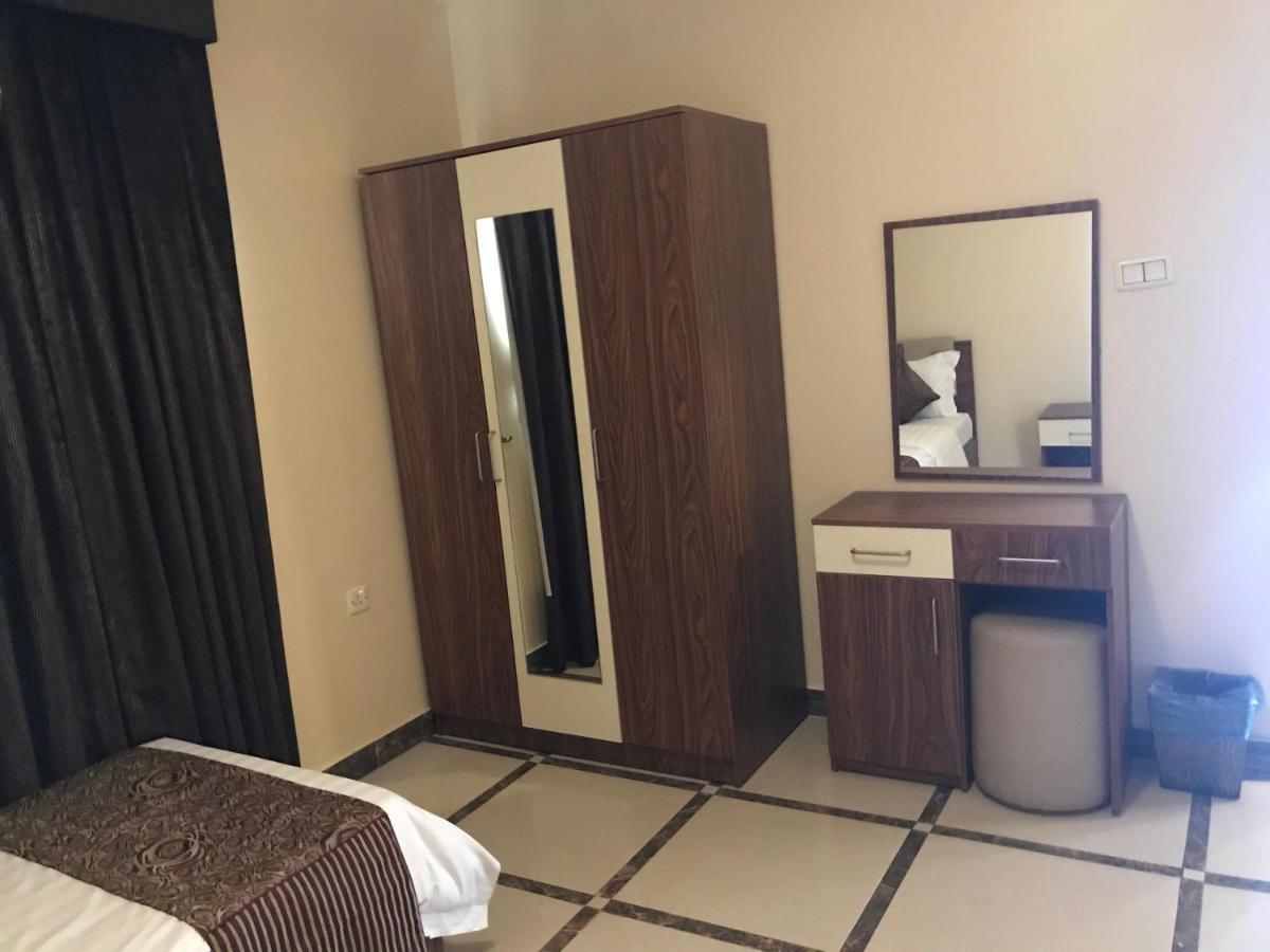 منتجع وشاليهات مورجان الشرق - للعائلات فقط - Dammam Luaran gambar